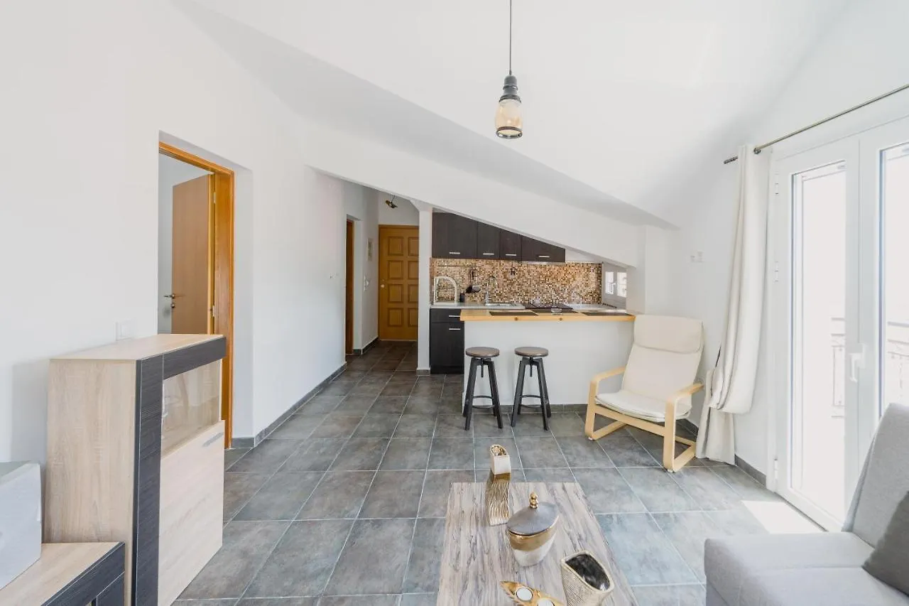 Stellatos House Apartment Poros